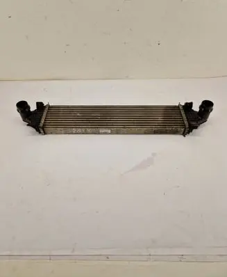 Volvo V40 Intercooler radiator 31367277