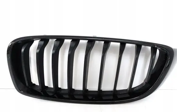 BMW 4 F36 Gran coupe Front bumper upper radiator grill 51137294817