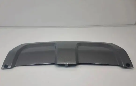 Front bumper lip