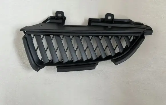Mitsubishi Grandis Other exterior part MN145455