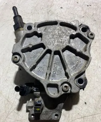 Citroen C-Crosser Vacuum pump D171-1