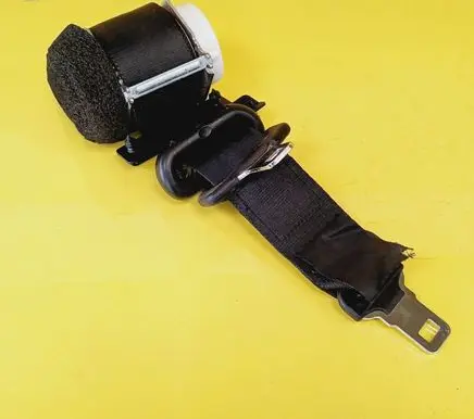 Ford S-MAX Middle seatbelt (rear) 611B68N