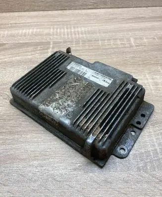 Renault Scenic I Engine control unit/module ECU HOM7700875745 S115300121B 770011172