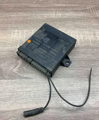 Opel Zafira A Other control units/modules 8787035137 878703514