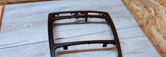 Mercedes-Benz C W203 Radio/GPS head unit trim 2036804639 41010403