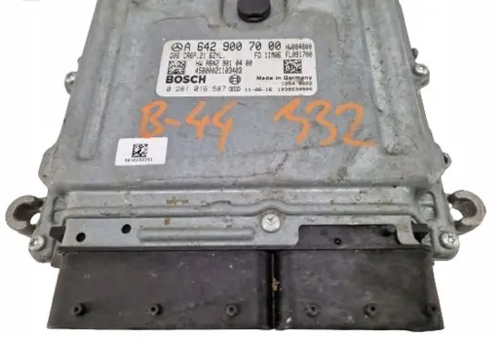 Mercedes-Benz E W212 Engine control unit/module a6429007000