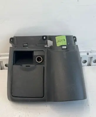 Mercedes-Benz Vito Viano W639 Dashboard lower bottom trim panel A6396802731 ZGS004LL 470000160