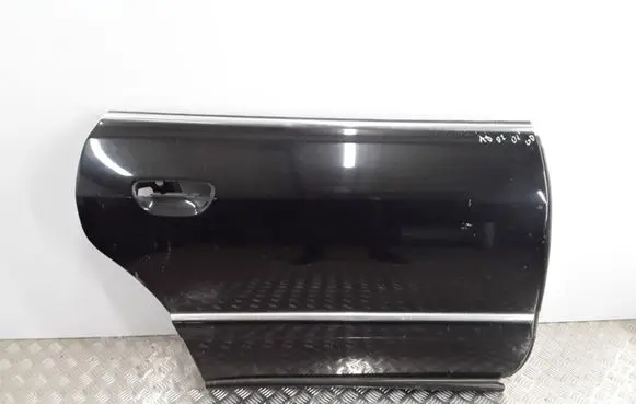Audi A8 S8 D2 4D Rear door