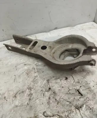 Volvo V70 Rear upper control arm/wishbone