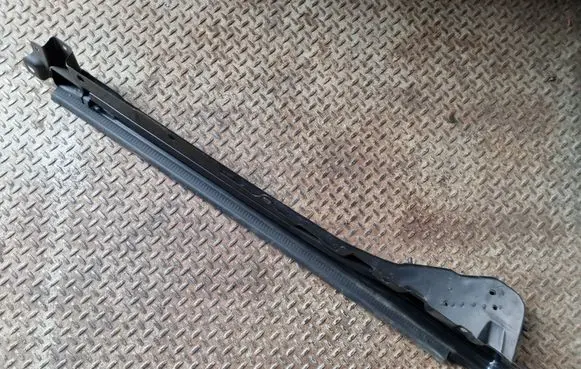 Volkswagen Sharan Sliding door bottom rail 7N0843852F