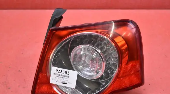 Volkswagen PASSAT B6 Rear/tail lights 3C5945096C