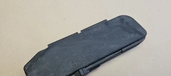 Mercedes-Benz SL R230 Fuse box cover A2305400182 2305400182