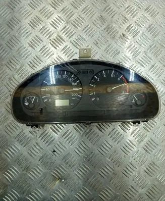 Mitsubishi Space Star Speedometer (instrument cluster) 2573200810 MR489034