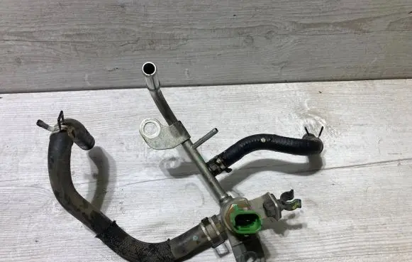 Fuel pressure sensor