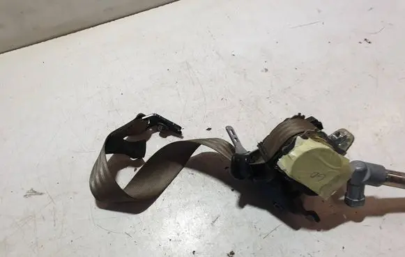 Volvo XC70 Rear seatbelt 39859395