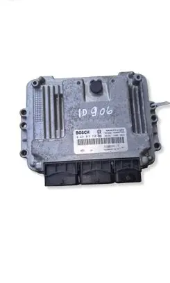 Renault Trafic II (X83) Engine control unit/module 0281015330 8200935115