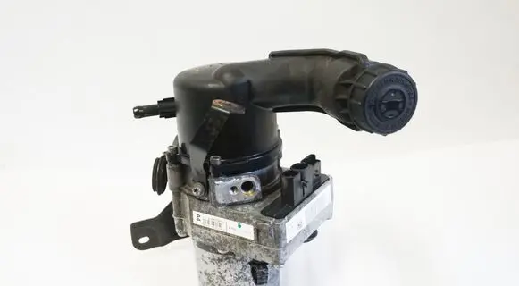 Peugeot 508 RXH Power steering pump 9676154280