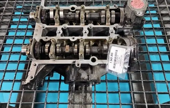 Ford B-MAX Engine head PBCM5G6090GF IMPRK1543365