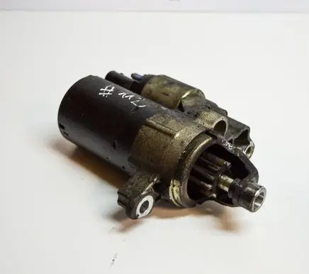 Audi A5 8T 8F Starter motor 06D911021B