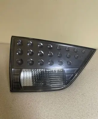 Mitsubishi Outlander Tailgate rear/tail lights E131784 11403560 SAER04D0