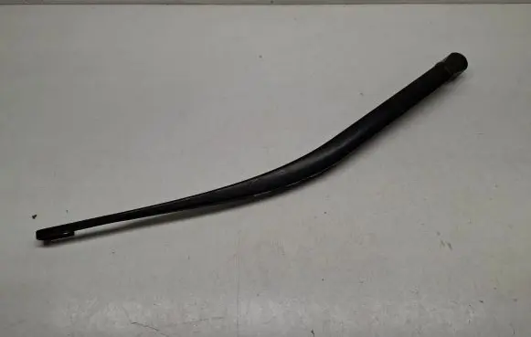 Nissan Primera Rear wiper blade arm