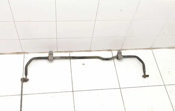 Volkswagen Golf V Front anti-roll bar/sway bar 1K0411303AJ