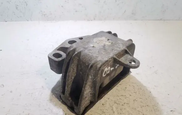 Ford Galaxy Engine mount bracket 7M3199555