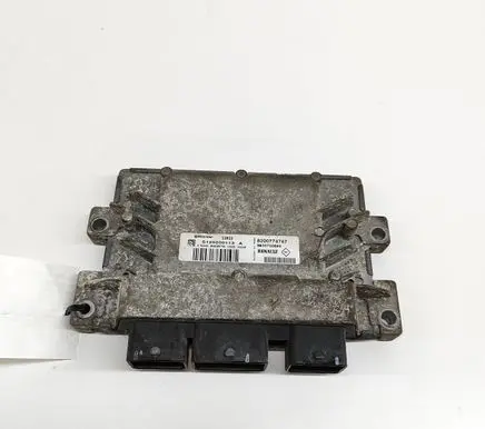Renault Twingo II Engine control unit/module 8200774747 8200700695