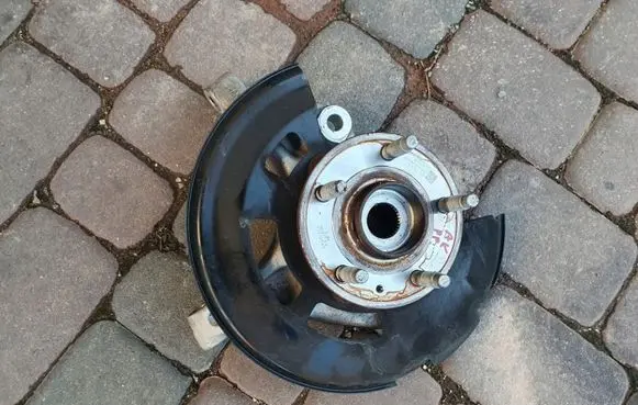 Opel Astra K Front wheel hub spindle knuckle 39030300