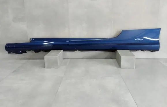 Mercedes-Benz C AMG W202 Front sill (body part) A2056906905