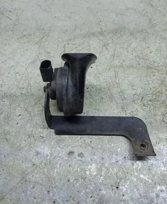 Volkswagen Touareg I Horn signal
