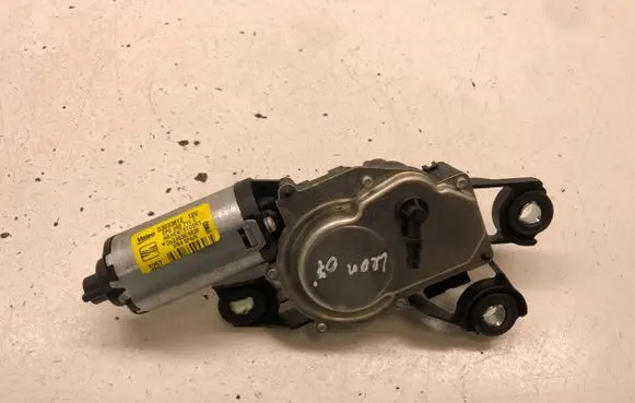 Seat Leon (1P) Rear window wiper motor 5P0955711C 53033812