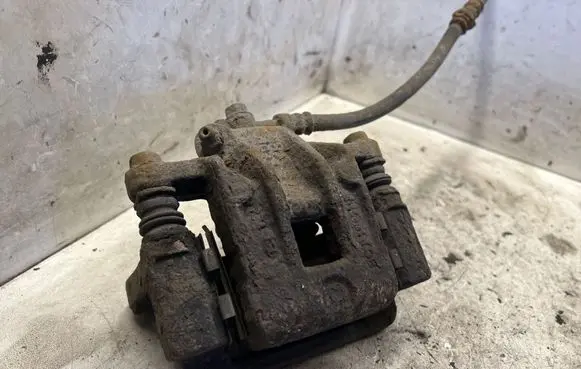 Hyundai Santa Fe Rear brake caliper BC10048