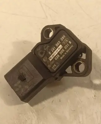 Volkswagen Golf IV Air pressure sensor 038906051B 0281002399