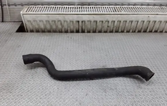 Mercedes-Benz Vaneo W414 Engine coolant pipe/hose