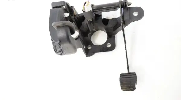 Renault Master III Accelerator throttle pedal 465103893R