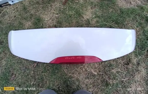 Volvo V60 Tailgate/trunk spoiler 31383682