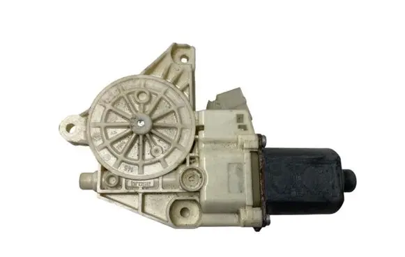 Mercedes-Benz ML W166 Front door window regulator motor A1669060301 1669060301