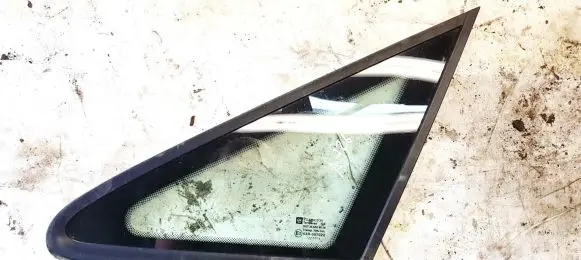 Opel Zafira A Front triangle window/glass 