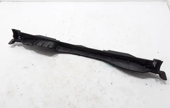 Mercedes-Benz Citan II Wiper trim 668116572R