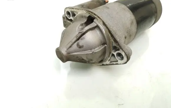 Hyundai i30 Starter motor 361002A100 1250295