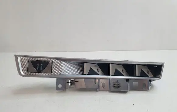 Citroen DS Central console control unit 9829579277