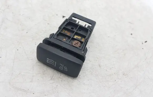 Toyota Avensis Verso Seat heating switch 156936