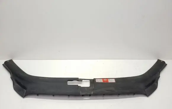 Radiator trim