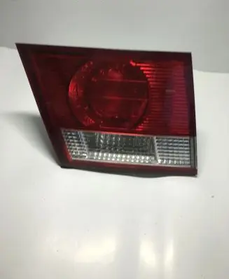 KIA Carens I Tailgate rear/tail lights