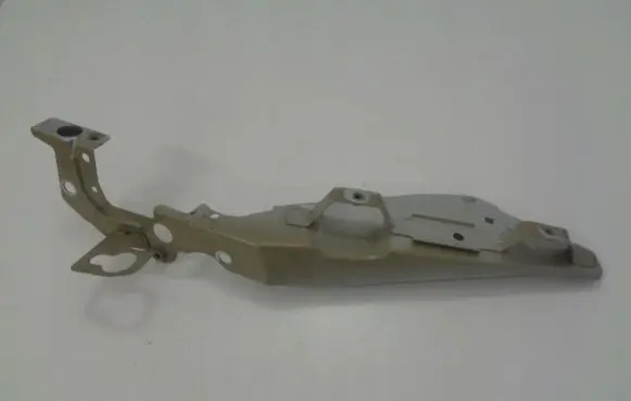 Citroen C4 II Picasso Fender mounting bracket 9801669280