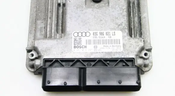 Audi A3 S3 8P Engine control unit/module 03G906021LS