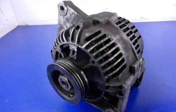 Renault Scenic I Generator/alternator 7700862865