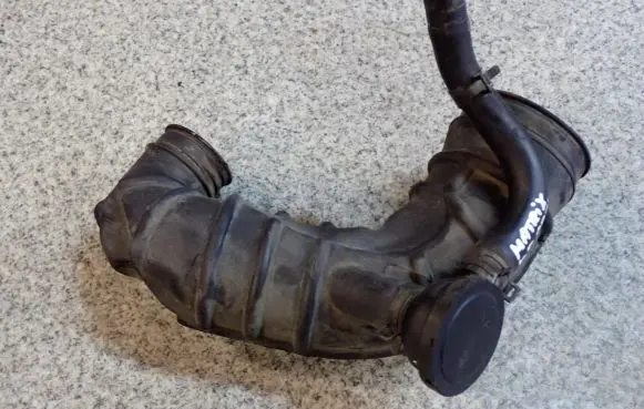 Hyundai Matrix Intercooler hose/pipe