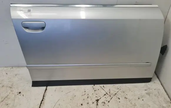 Audi A4 S4 B6 8E 8H Front door
